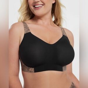 Evelyn and bobbie the beyond bra size large wireless support black nude no pads